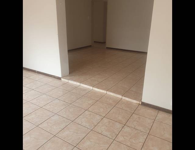 4 BEDROOM HOUSE FOR SALE IN SASOLBURG EXT 12